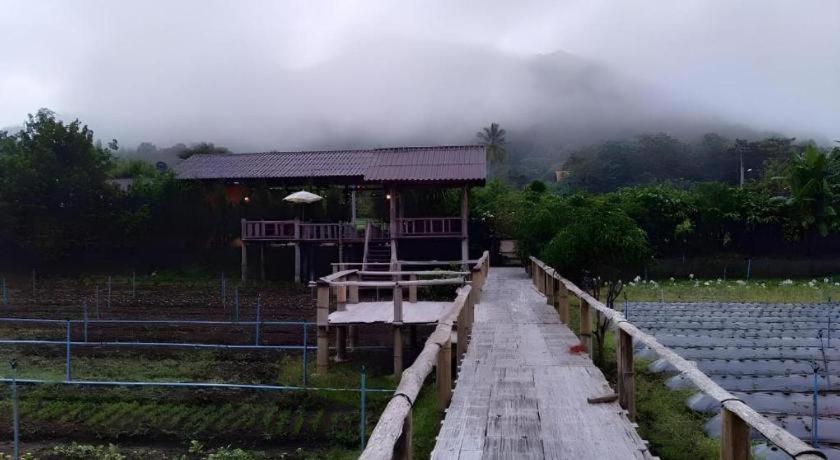 Nai Khun Khao Resort Chiang Mai Esterno foto